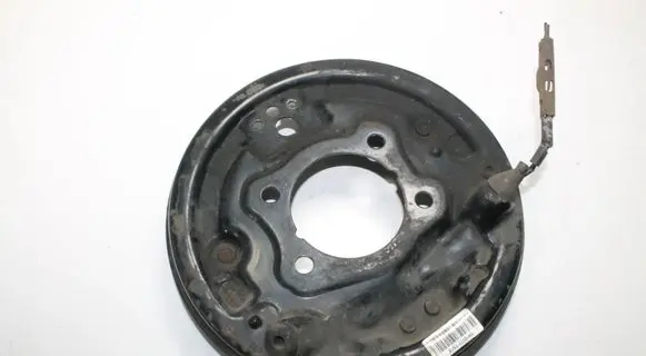 Ford Focus Drum brake (rear) BV612210AG