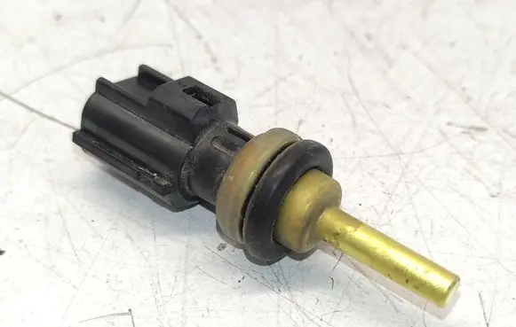 Volvo XC60 Coolant temperature sensor 8653172 100403