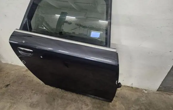 Audi A6 S6 C6 4F Rear door