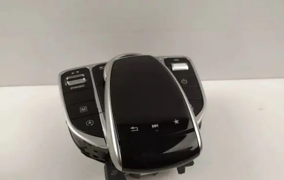 Mercedes-Benz C W205 Head unit multimedia control A2059005915 A2059020104 A2059015409