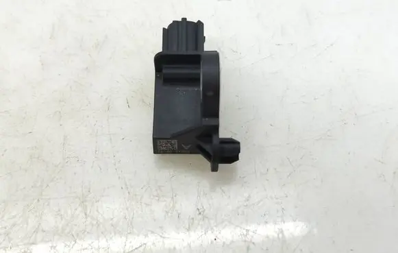 Nissan Qashqai Airbag deployment crash/impact sensor 988303RA0A 05252016