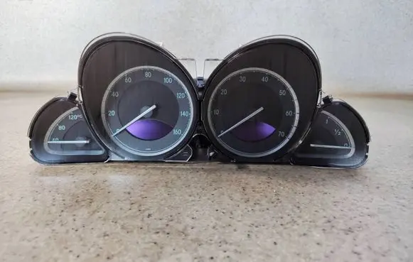 Mercedes-Benz SL R230 Speedometer (instrument cluster) A2305400023 A2305407611
