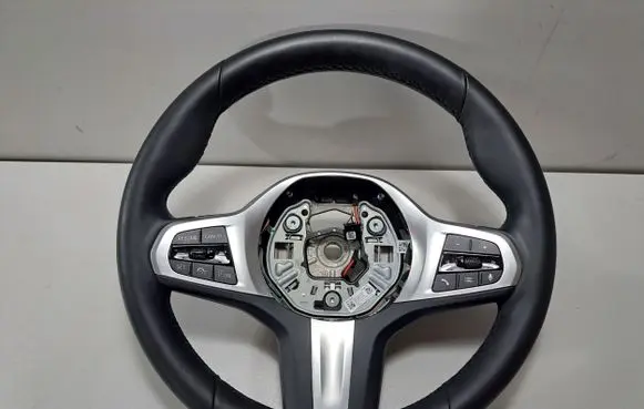 BMW i4 Steering wheel 8746688