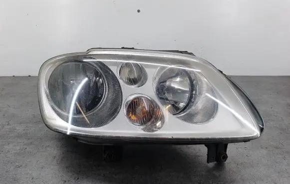 Volkswagen Touran I Headlight/headlamp 1T0941006D