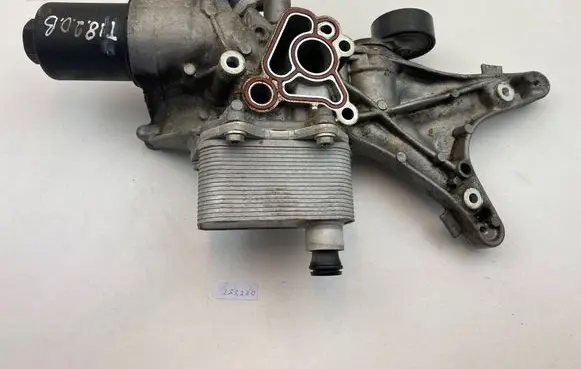 Engine oil radiator
