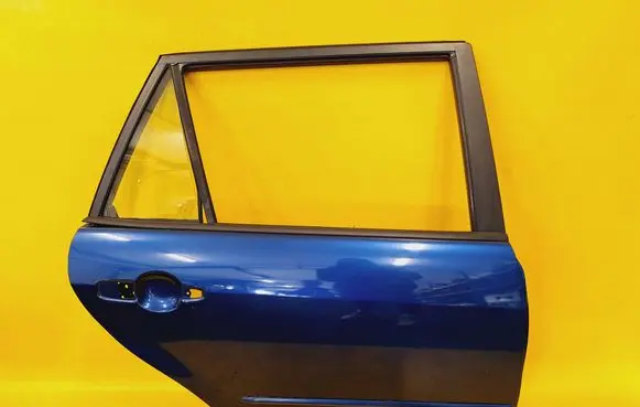 Mazda 6 Rear door 