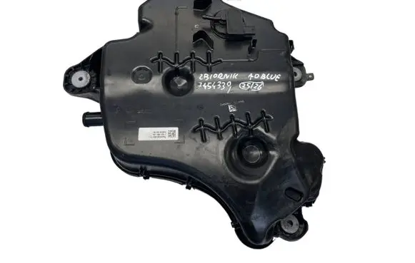 BMW 3 G20 G21 AdBlue liquid reservoir 7454339