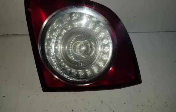 Volkswagen Golf Plus Tailgate rear/tail lights 964962