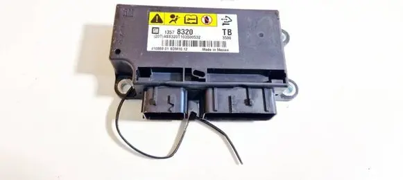Opel Insignia A Airbag control unit/module 13578320
