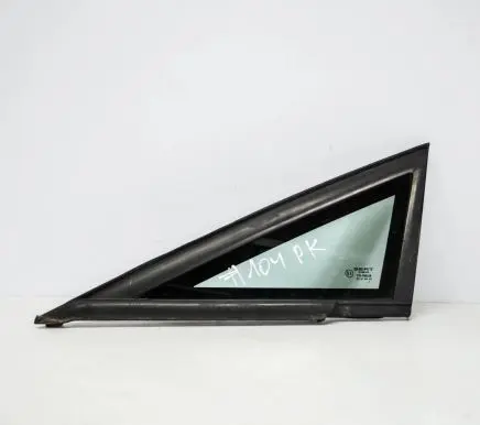 Seat Leon (1P) Front triangle window/glass 