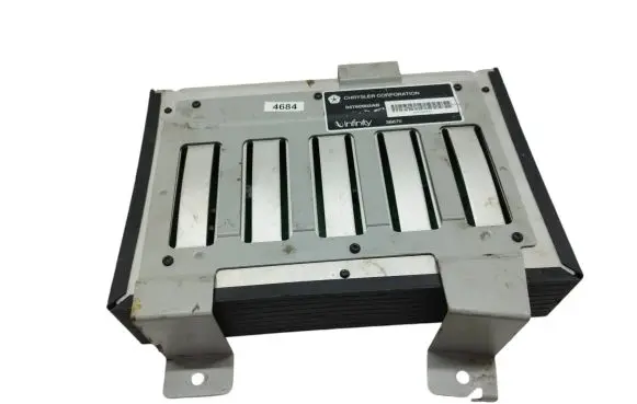 Chrysler 300M Sound amplifier 04760902AB