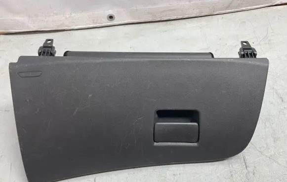 Opel Insignia B Glove box 39097522