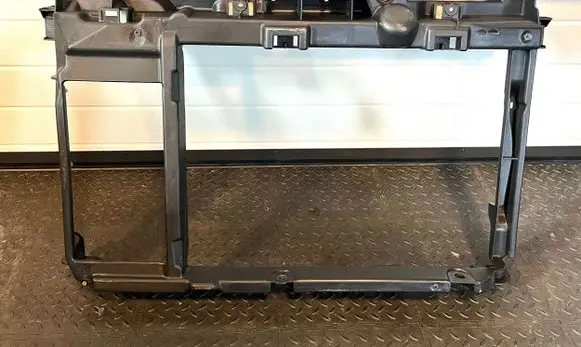 Peugeot 208 Radiator support slam panel 9801492280 7104AF