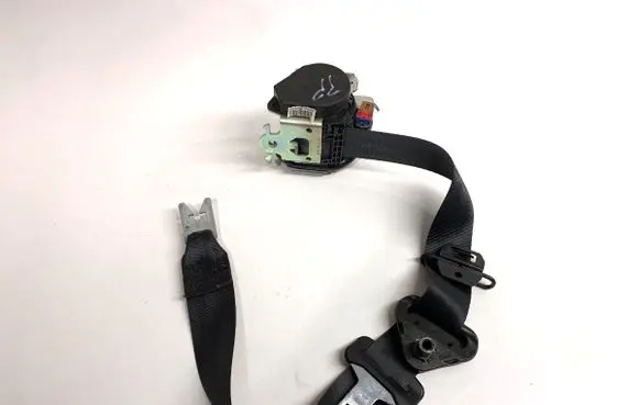Renault Megane III Front seatbelt 