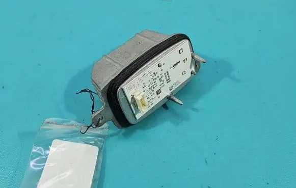 Renault Megane IV LED ballast control module B0103423 IMPRK1513538