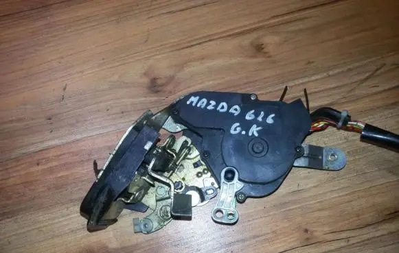 Mazda 626 Rear door lock