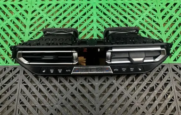 BMW 3 G20 G21 Climate control unit 4A0EDD3