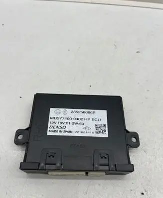 Renault Megane E-Tech Air conditioning/heating control unit 285258686R 221881416 MB2774009402