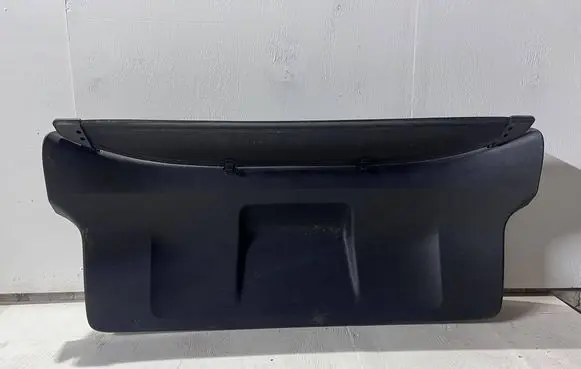 Tailgate trim
