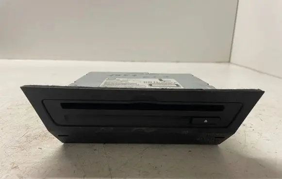 Navigation unit CD/DVD player