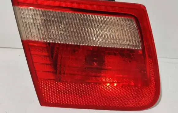 BMW 3 E46 Tailgate rear/tail lights 6907937 8368759