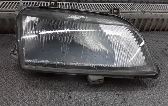 Volkswagen Sharan Headlight/headlamp 030104B302