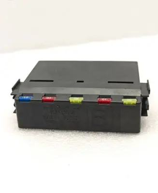 Lexus IS 220D-250-350 Fuse module 8921153020