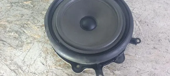 Audi A4 S4 B7 8E 8H Front door speaker 8E0035411
