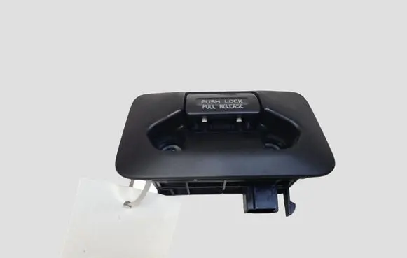 Volvo S60 Hand parking brake switch 31334637