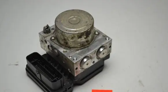 Toyota RAV 4 (XA50) ABS Pump 4451042220