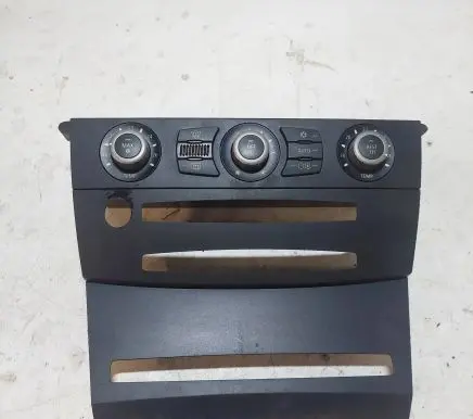 BMW 5 E60 E61 Climate control unit 694698101