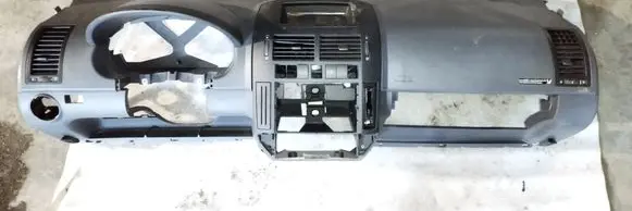 Volkswagen Polo IV 9N3 Dashboard 6Q1857003