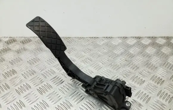 Volkswagen Polo V 6R Accelerator throttle pedal 6Q1721503M