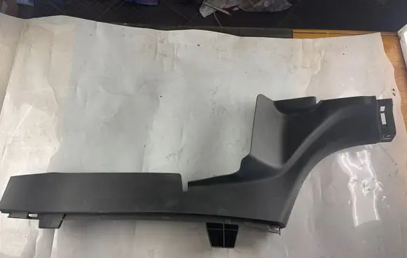 Ford Mustang VI Rear seat side bottom trim 011038706 Fr3b7631012 7631012