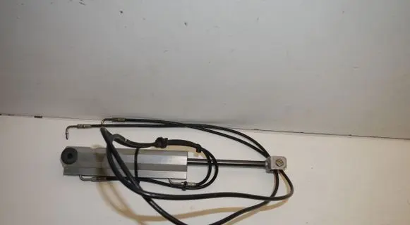 Mercedes-Benz SLK R171 Air suspension compressor 