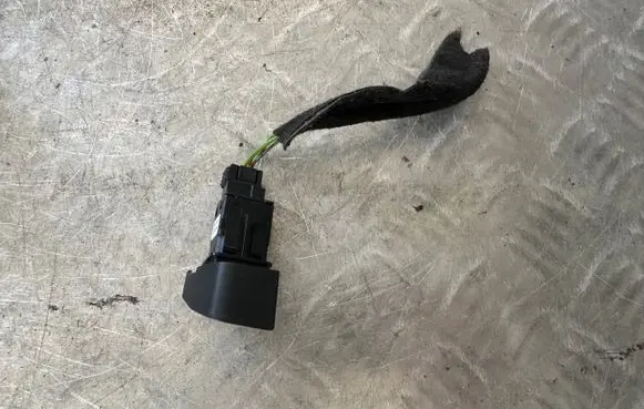Peugeot 5008 Central locking switch button 96652437XT