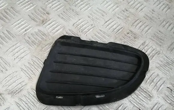 Fiat Punto (188) Front bumper lower grill 735410808 T2418