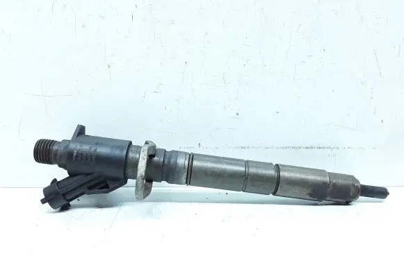 Volvo V70 Fuel injector 31272690 0445116016