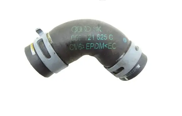 Volkswagen Touareg II Engine coolant pipe/hose 059121625C