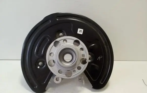 Mercedes-Benz GLC C254 Rear wheel hub A2140200