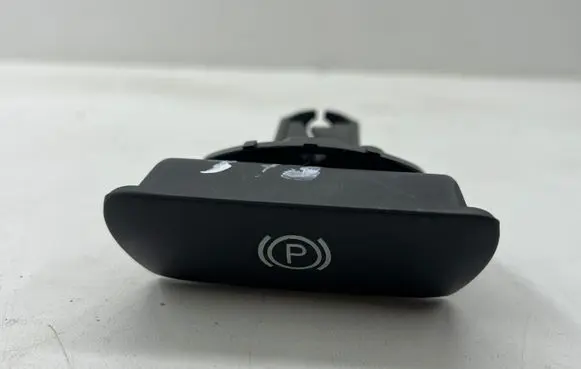 Volvo XC90 Hand brake release handle 8683963