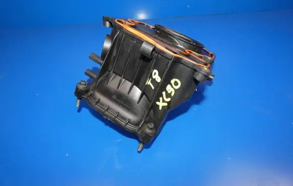 Volvo XC90 Air intake duct part 31474312 D36ZC