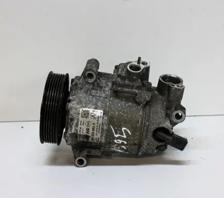 Volkswagen PASSAT B7 Air conditioning (A/C) compressor (pump) 5N0820803A