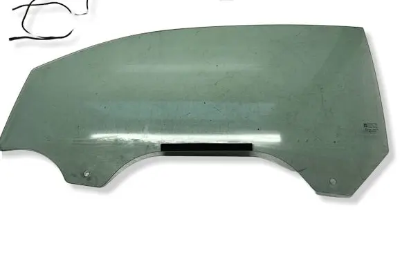 Opel Adam Front door window glass four-door