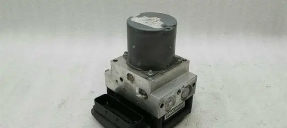 Mercedes-Benz E W212 ABS Pump A2124311912 A2124313912