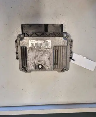 Fiat Bravo Engine control unit/module ECU 0281015401