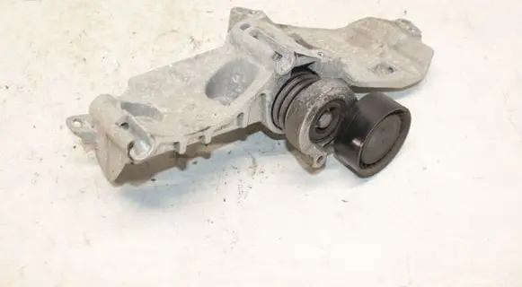 Nissan Qashqai Generator/alternator bracket 8200669494