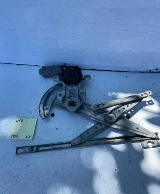 Honda Civic Front door window regulator with motor 