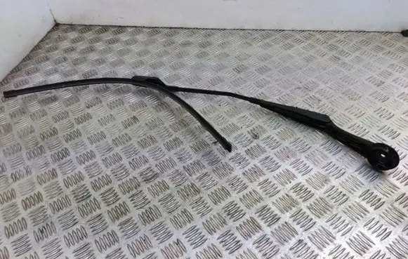 Ford Focus Front wiper blade arm BM5117526AC