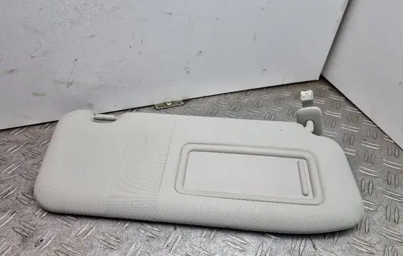 Mazda CX-5 Sun visor J53C
